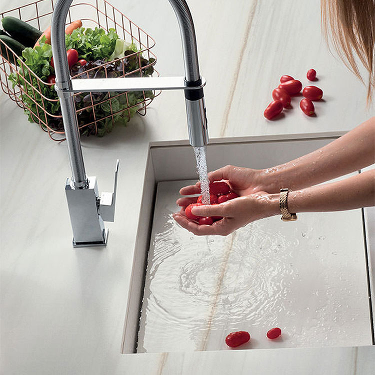 Bianco Lasa white quartz worktops with inset sink